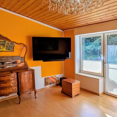 Nicola's Einliegerwohnug Homestay *